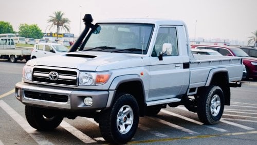 Toyota Land Cruiser Pick Up 2015 RHD Diesel Full Options