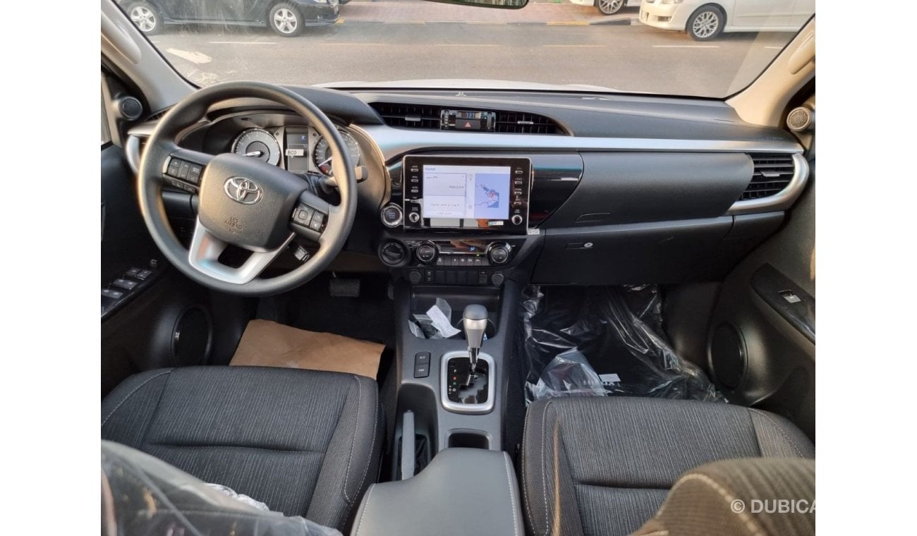 تويوتا هيلوكس Toyota Hilux SR5 4.0L Petrol 2024