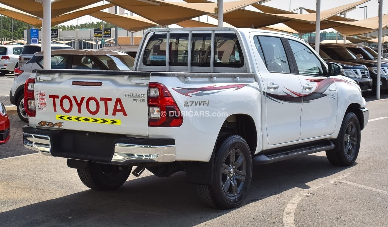 Toyota Hilux SR5 2.7 L