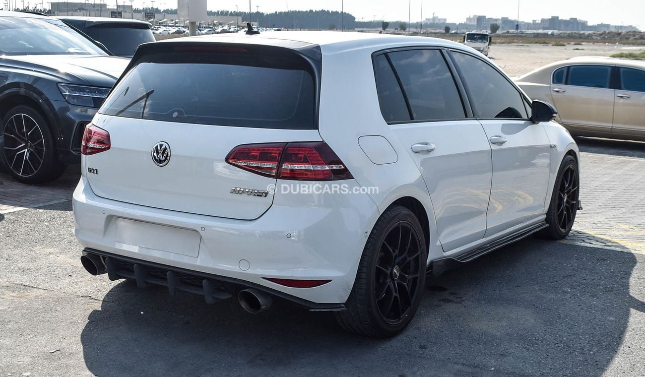 Volkswagen Golf GTI