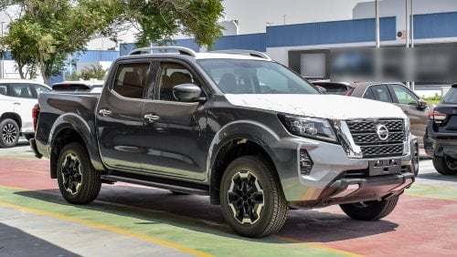 Nissan Navara 4WD  M/T