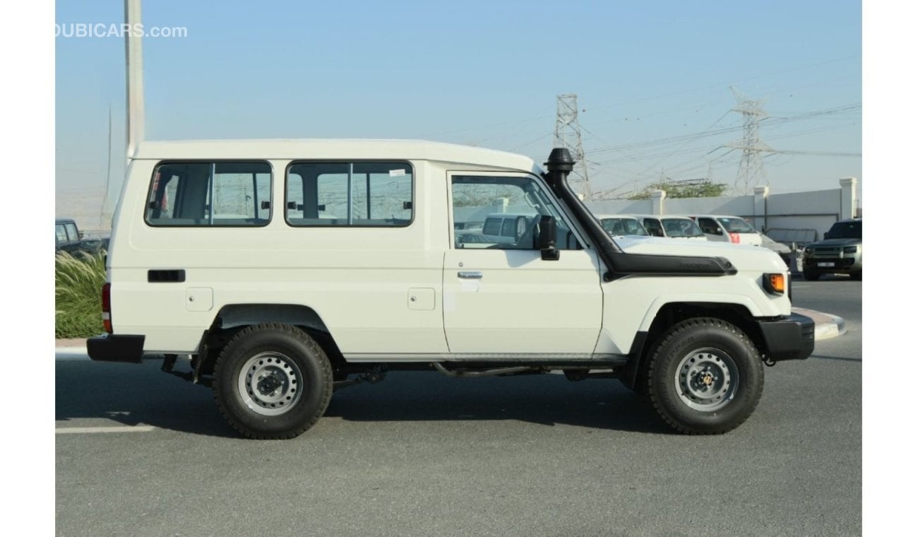 Toyota Land Cruiser Hard Top 3 Doors