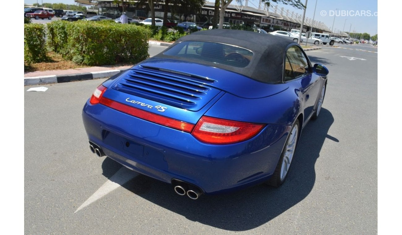 Porsche 911 Carrera 4S