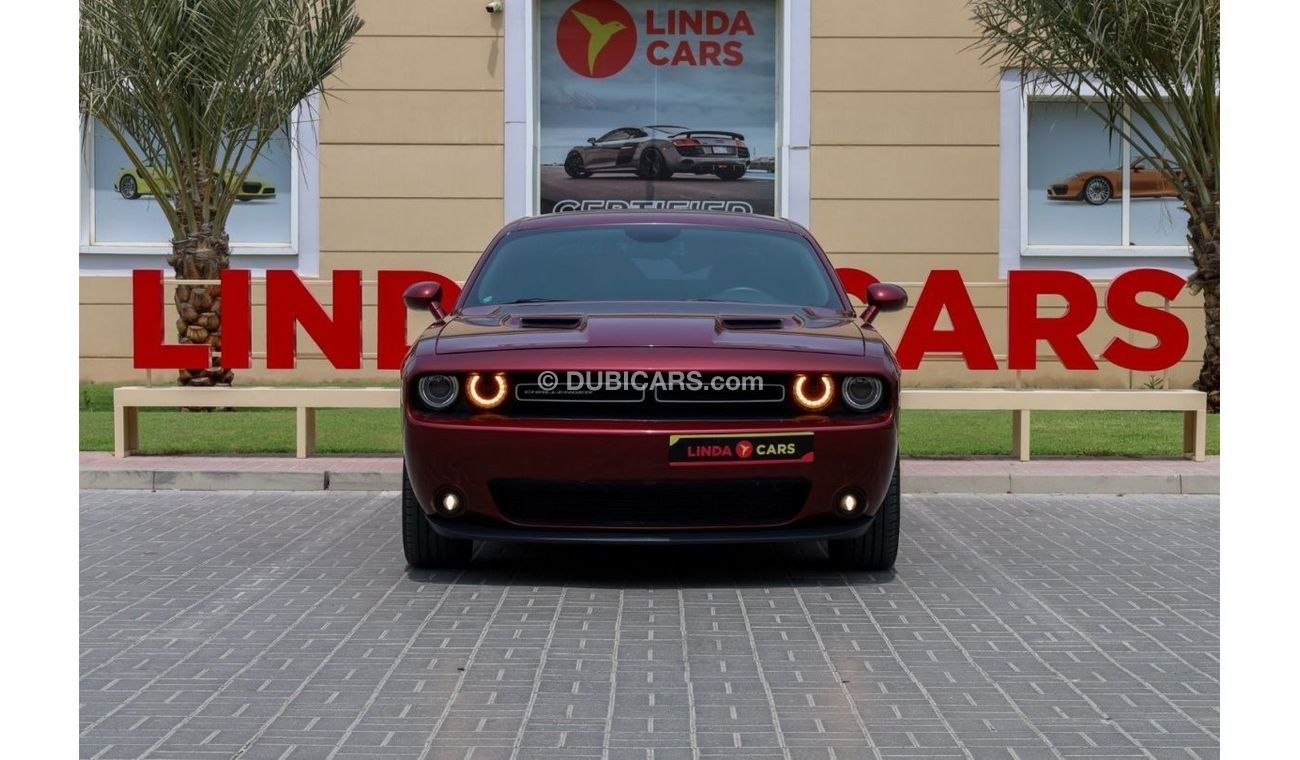 Dodge Challenger Dodge Challenger SXT Plus 2017 GCC under Warranty with Flexible Down-Payment/ Flood Free.