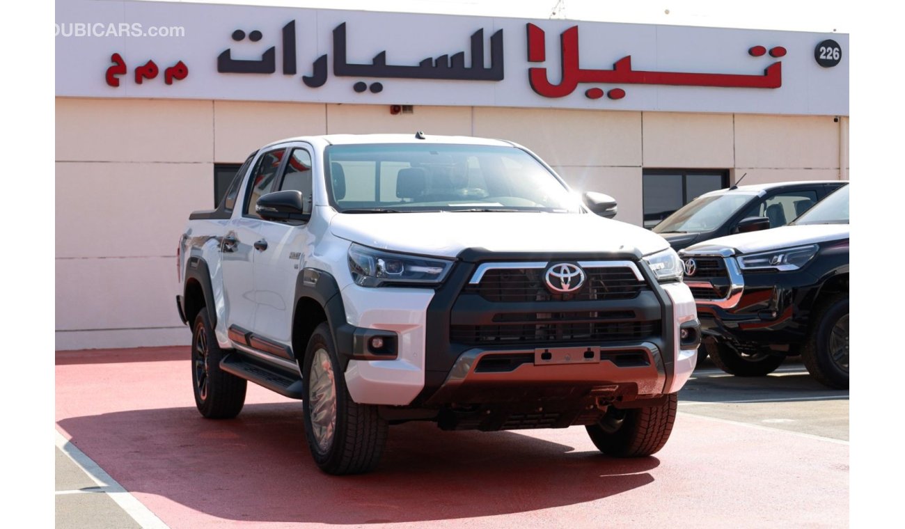 تويوتا هيلوكس TOYOTA HILUX 4.0 ADVENTURE WHITE 2024