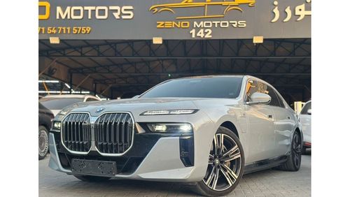 بي أم دبليو 750Li BMW 750e 2023 - 3.0LT