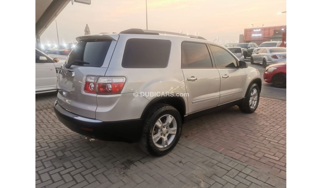 GMC Acadia In excellent condition and requires no expenses