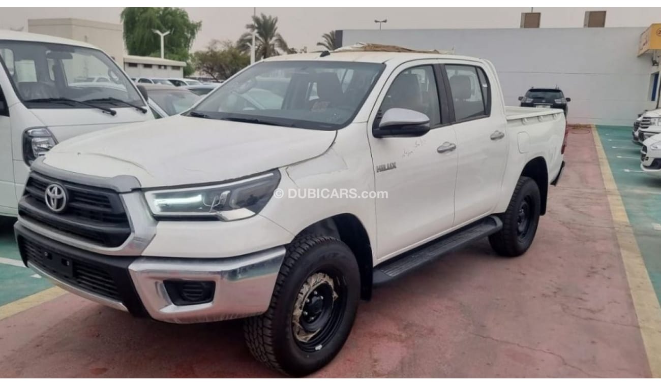 Toyota Hilux 2.4  deseil manual gear D/C  4X4  DOUBLE AC  2023  MODEL