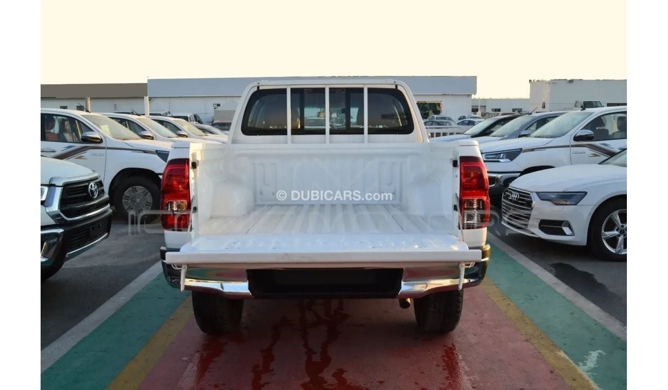 تويوتا هيلوكس 2024 TOYOTA HILUX DC 2.4L DIESEL AUTOMATIC DLX