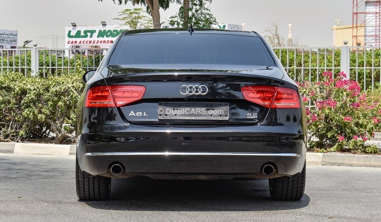 أودي A8 4.2 L Quattro