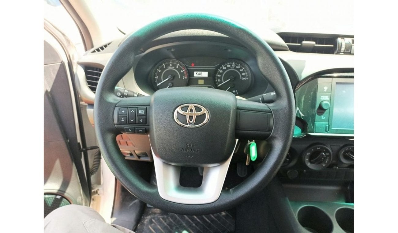 Toyota Hilux 2.7 petrol  automatic  double  cap  4x4 2024 model