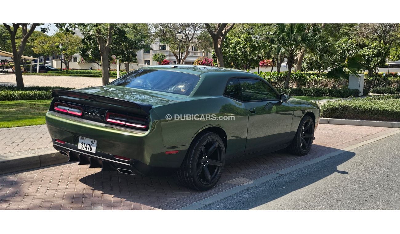 Dodge Challenger sxt