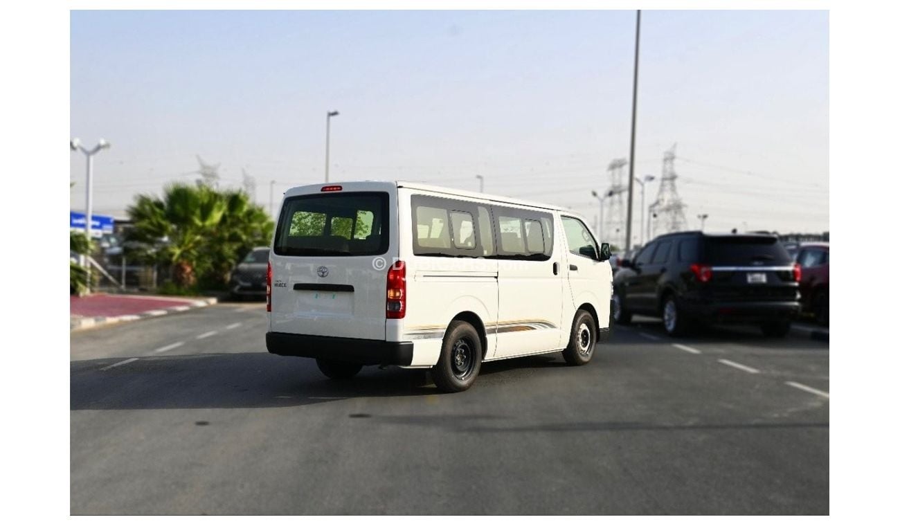 تويوتا هاياس Hiace Standard Roof 15 Seater 2.5L Diesel