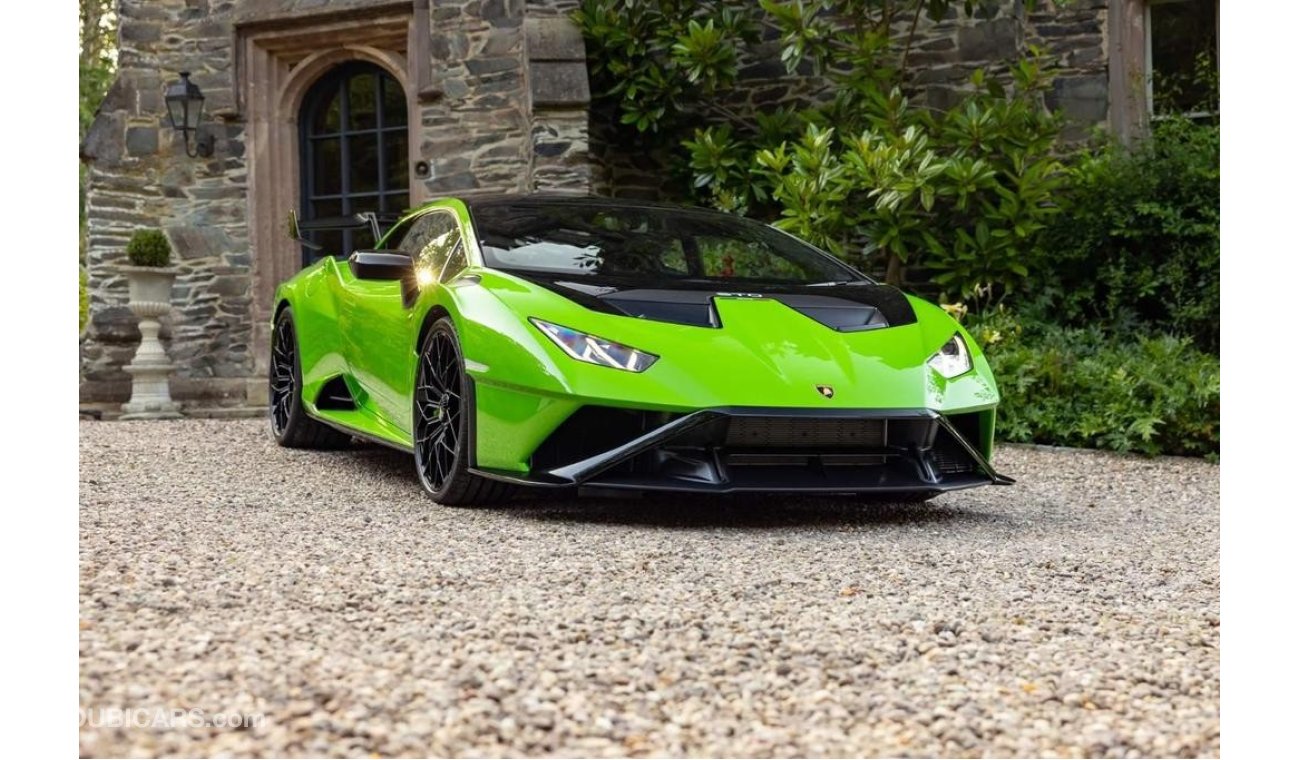 لامبورغيني هوراكان Lamborghini Huracan STO RIGHT HAND DRIVE