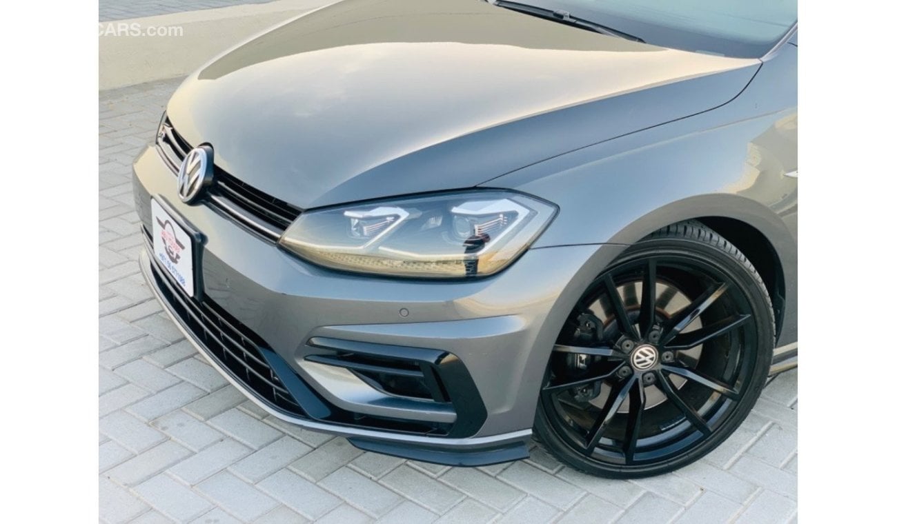 Volkswagen Golf R