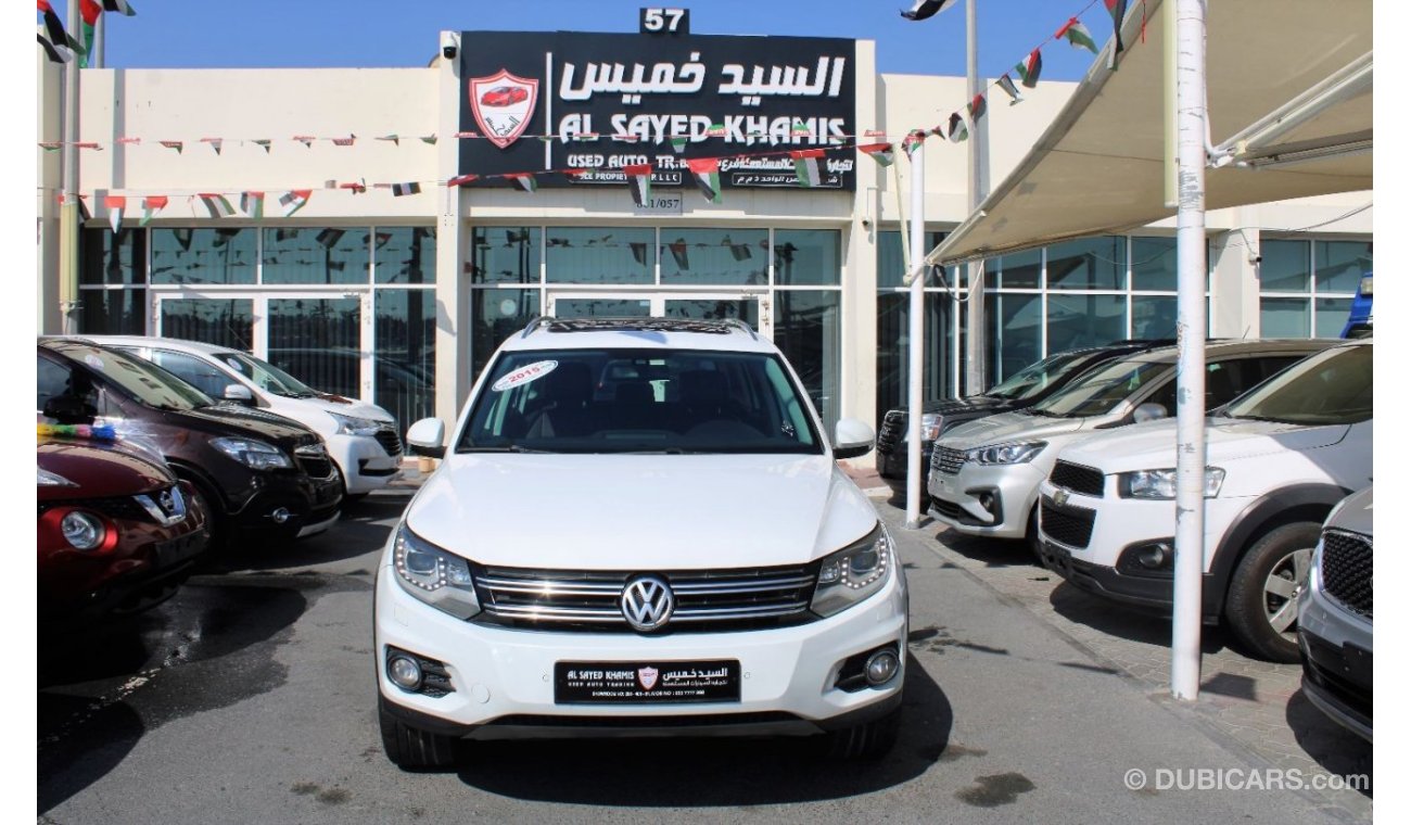 Volkswagen Tiguan SEL ACCIDENTS FREE - GCC - PERFECT CONDITION INSIDE OUT - 2000 CC