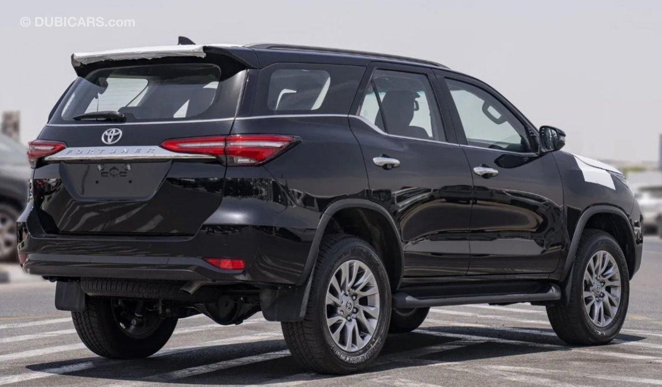 تويوتا فورتونر TOYOTA FORTUNER 2.8D AT 4X4 MY2024 – BLACK