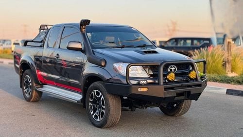 Toyota Hilux SMART CABIN | 3.0L DIESEL ENGINE | RHD | 2011 | MANUAL TRANSMISSION | AIR SNORKEL