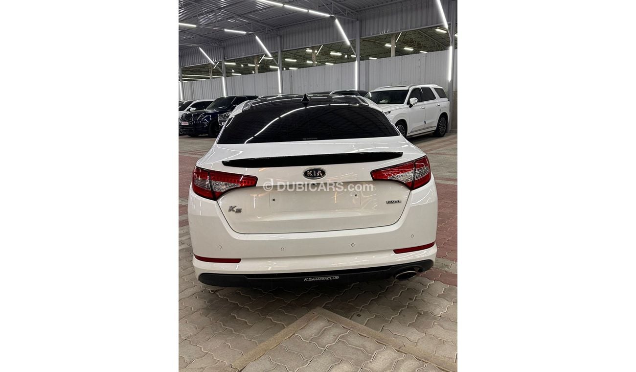 Kia K5 4CYLD/KIA K5/2013/2.0L/KOREA SPECS /ACCIDENT FREE/LOW MIELAGE