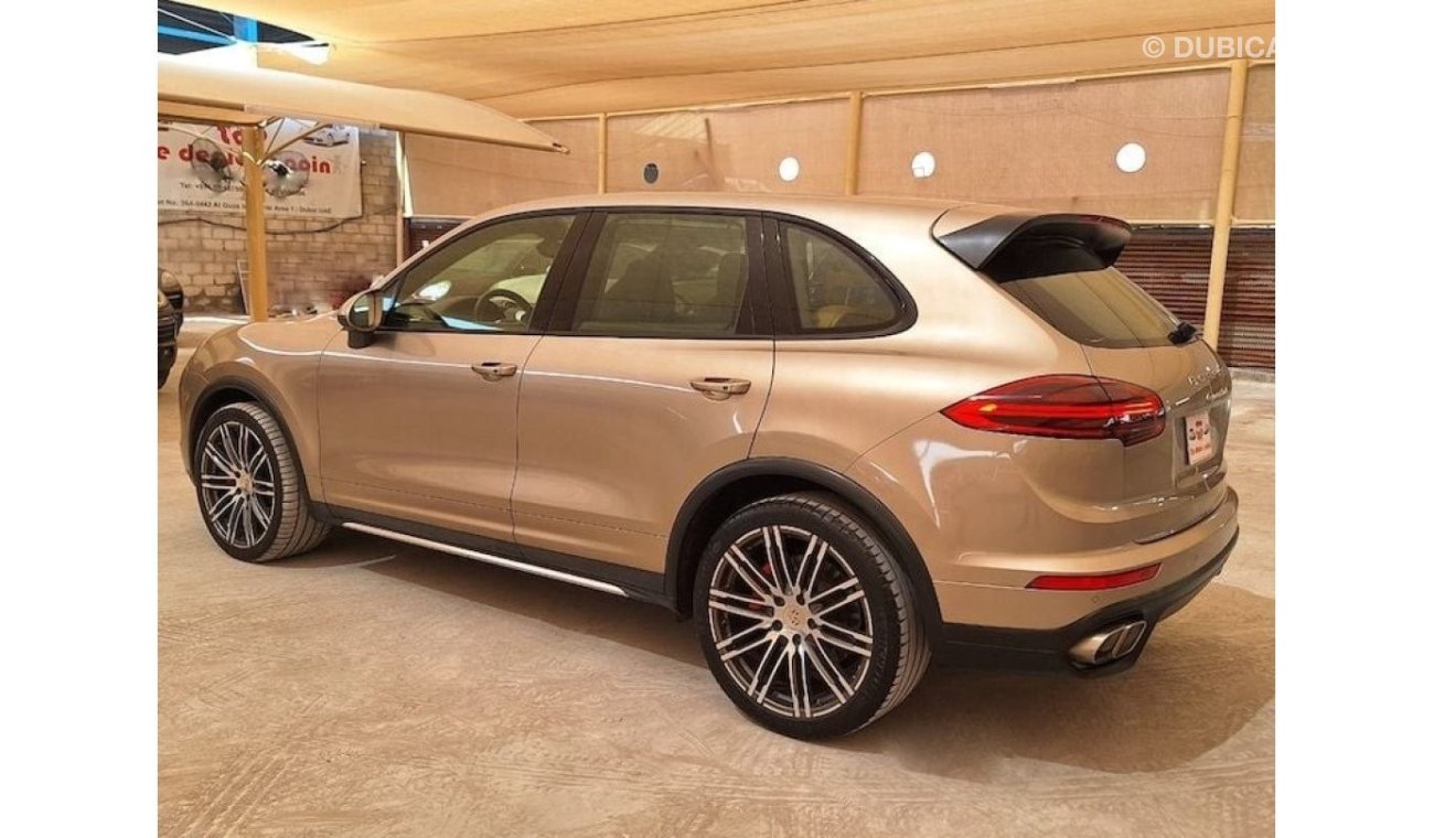 Porsche Cayenne Turbo PORSCHE CAYENNE TURBO 4.8L GCC 2015 WITH PADDLE SHIFT AND PANORAMIC ROOF IN EXCELLENT CONDITION