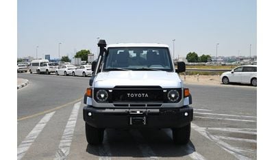 تويوتا لاند كروزر بيك آب 79 Double Cab Pickup V8 4.5L Turbo Diesel 4WD MT