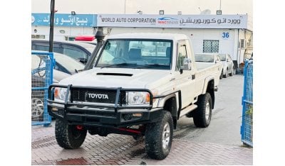 Toyota Land Cruiser Pick Up