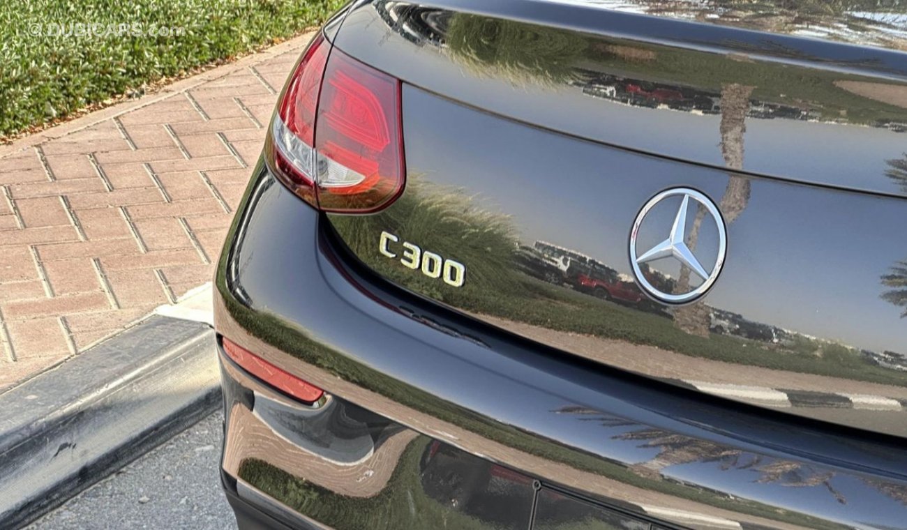 مرسيدس بنز C 300 سبورت