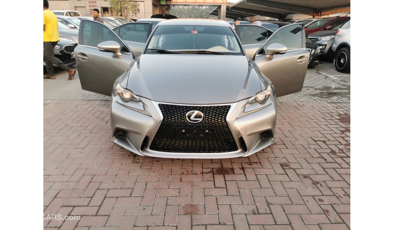 Lexus IS250 Premier n very good condition inside and outside