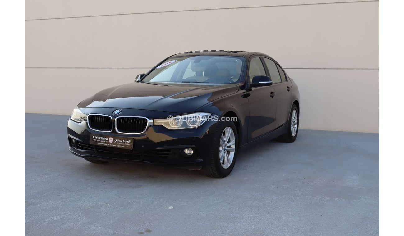 BMW 318i Executive ACCIDENTS FREE - GCC - ENGINE 1.5 TURBO - PERFECT CONDITION INSIDE OUT