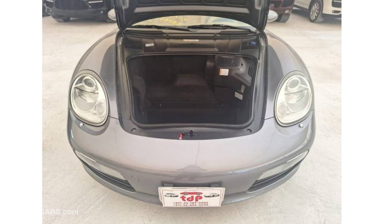 بورش بوكستر PORSCHE BOXSTER 2.7L 2005 CONVERTIBLE LOW MILEAGE IN EXCELLENT CONDITION