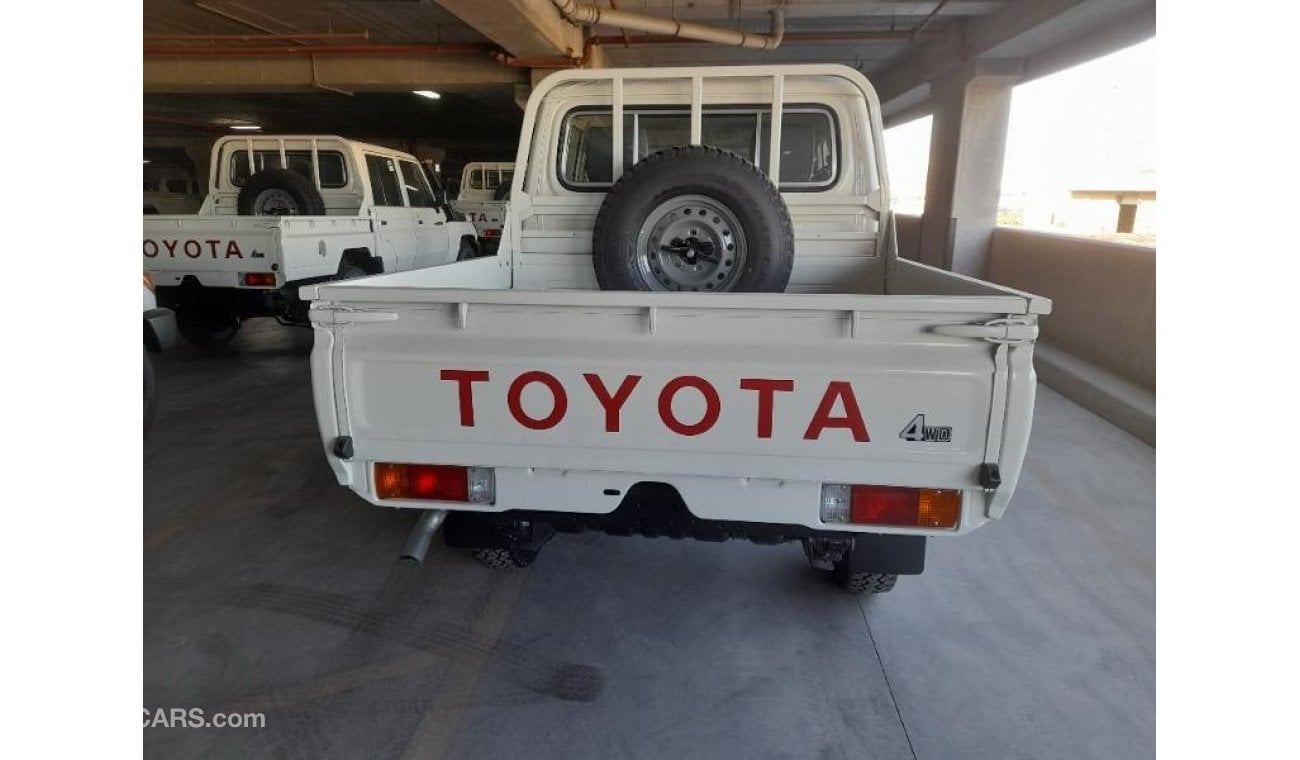 تويوتا لاند كروزر بيك آب LAND CRUISER 79 DIESEL DOUBLE CAB