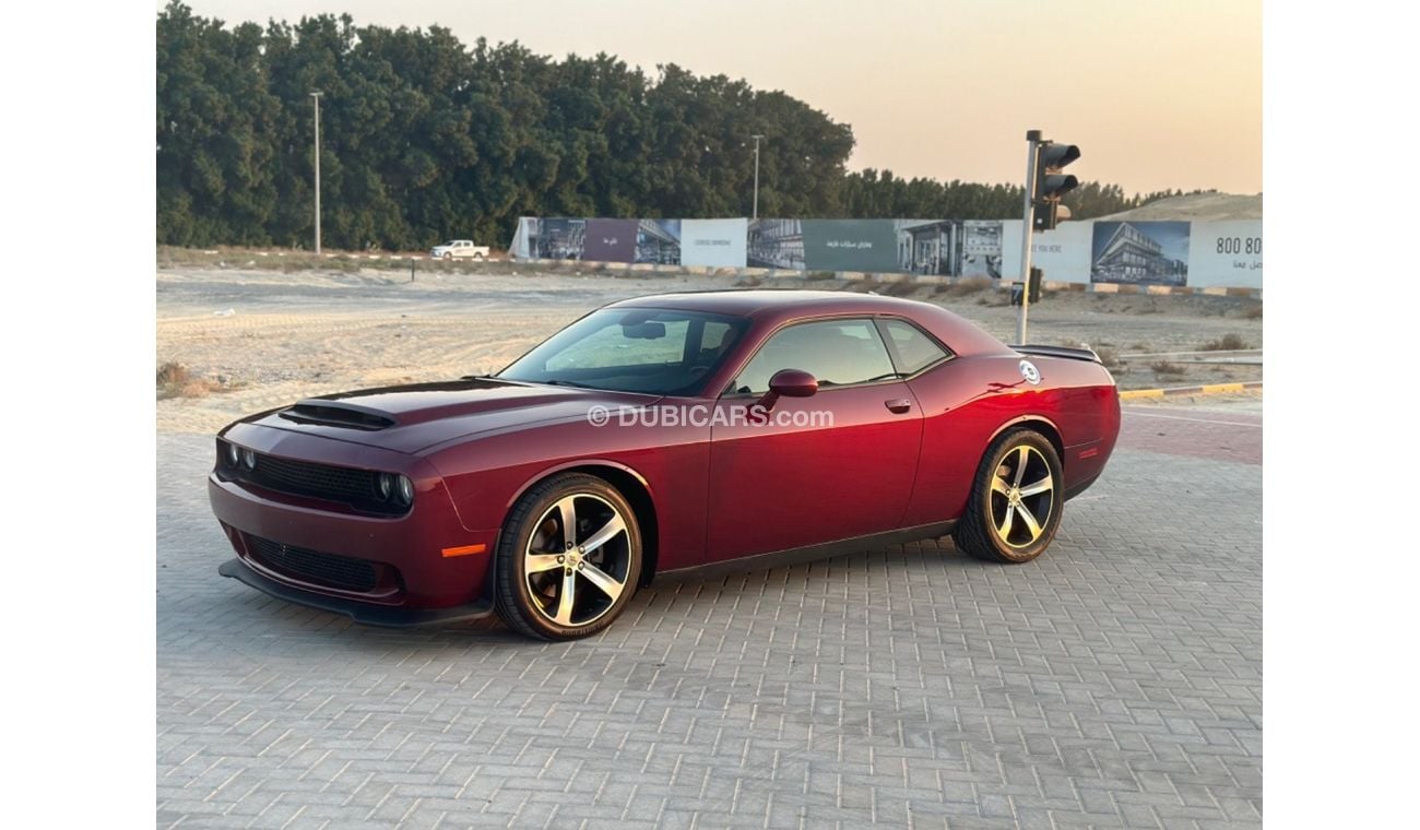 Dodge Challenger R/T 5.7L (370 HP) MODEL 2019 GCC CAR PERFECT CONDITION INSIDE AND OUTSIDE