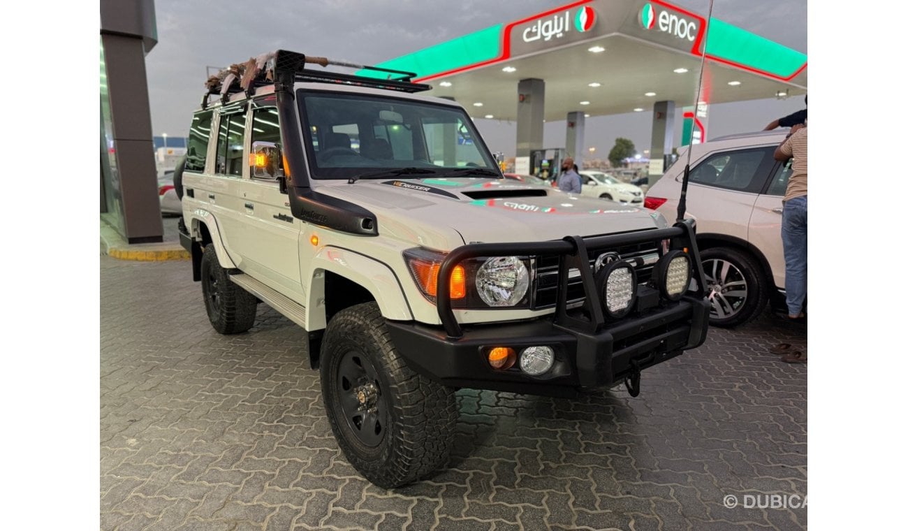 تويوتا لاند كروزر هارد توب Toyota Landcruiser Hardtop 5 Door RHD Diesel engine