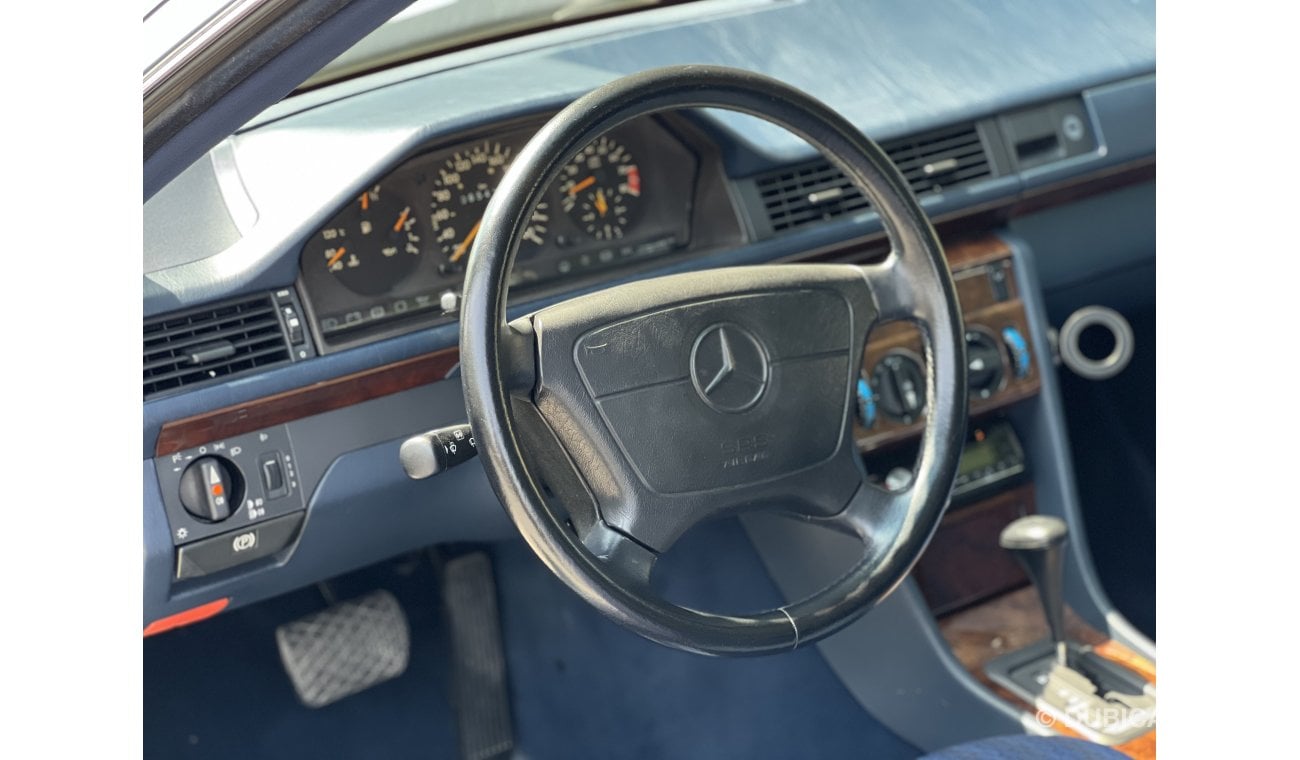 مرسيدس بنز 300 Mercedes Benz 300-CE 24 W124