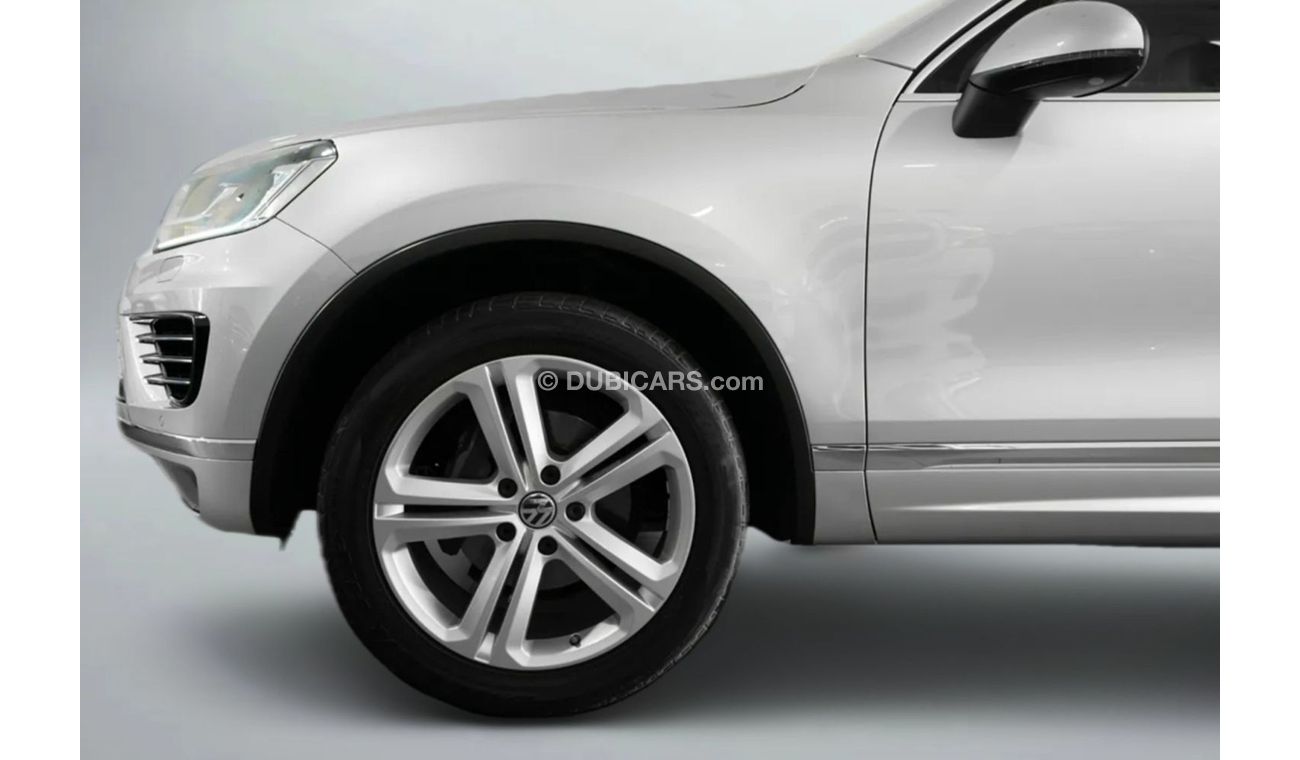 Volkswagen Touareg SEL / Full Volkswagen Service History