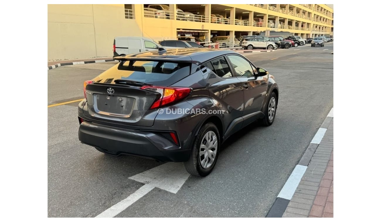 Toyota CHR 2020 XLE KEYLESS LEATHER SEATS USA IMPORTED