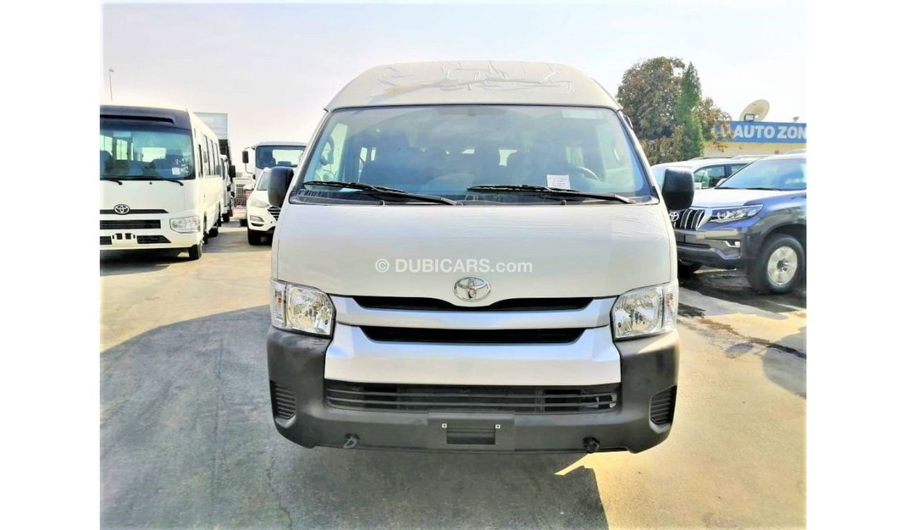 Toyota Hiace 16 SEATS