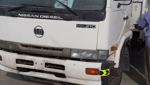 Nissan United Diesel Nissan UD 7 ton truck,Model:1998