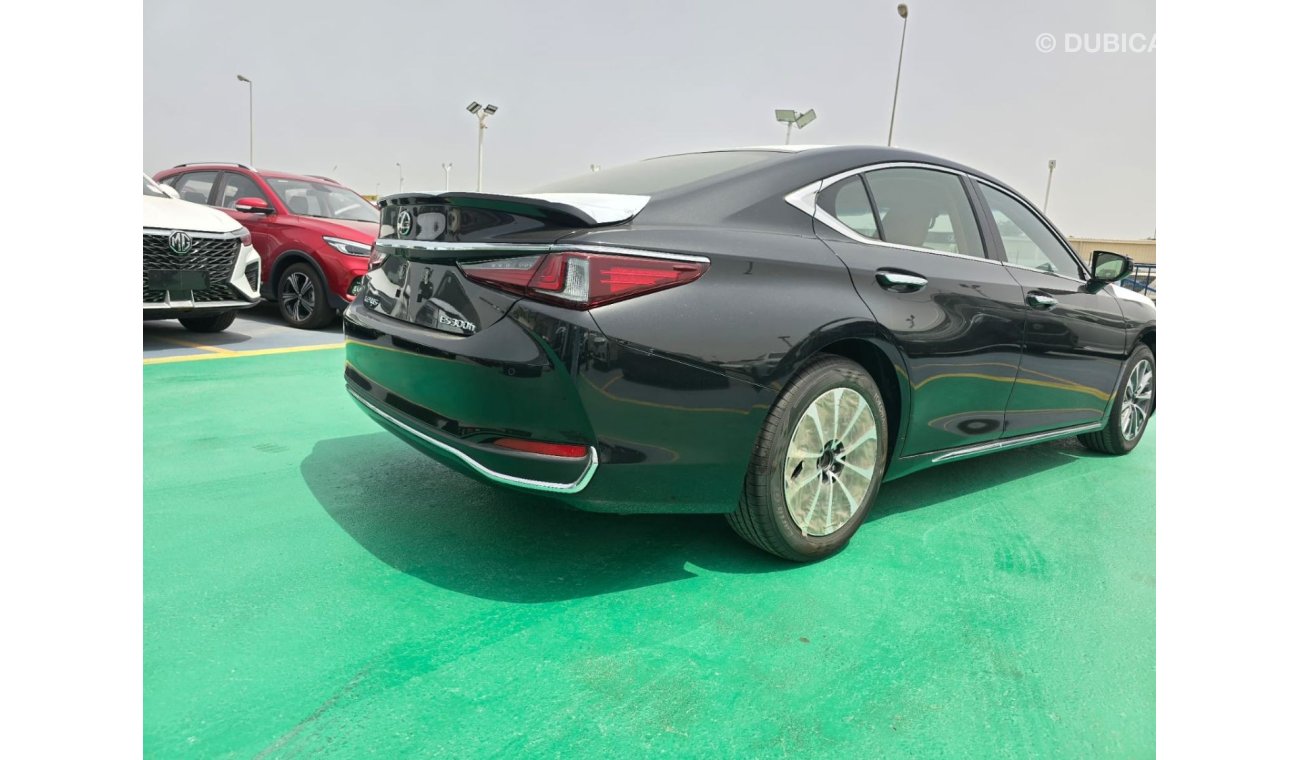 Lexus ES300h 2.5L HYBRID 2024 GCC