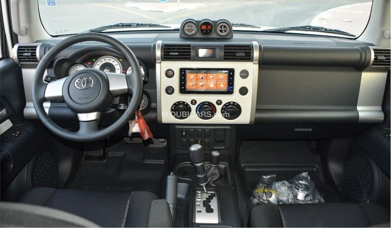 تويوتا إف جي كروزر Toyota FJ Cruiser