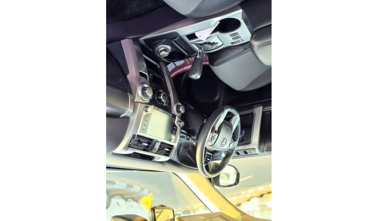 Toyota 4Runner 2022 Model Full option sunroof, 4x4 and Push button