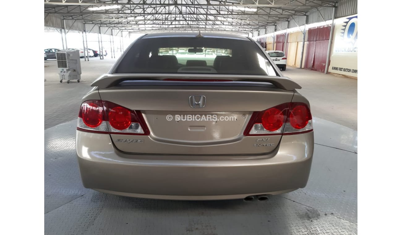 هوندا سيفيك 1.8L (Lot No: 1702)