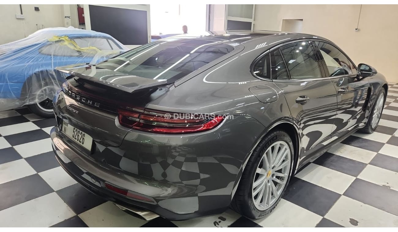 Porsche Panamera Std