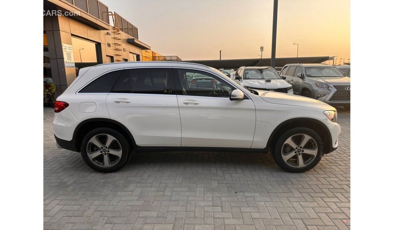 مرسيدس بنز GLC 300 2.0L GLC300