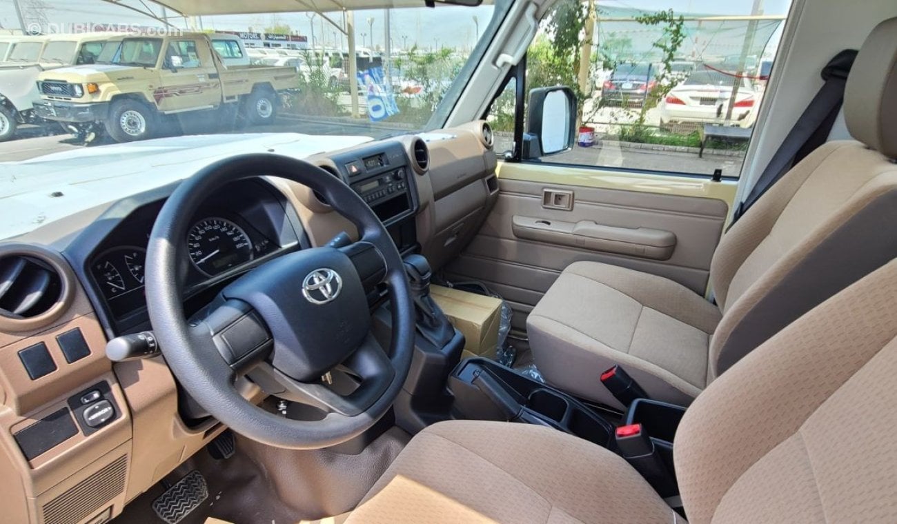 تويوتا لاند كروزر بيك آب TOYOTA LC PICKUP SINGLE PETROL 4.0L AT NEW SAHPE 2024 (LC79 SC)