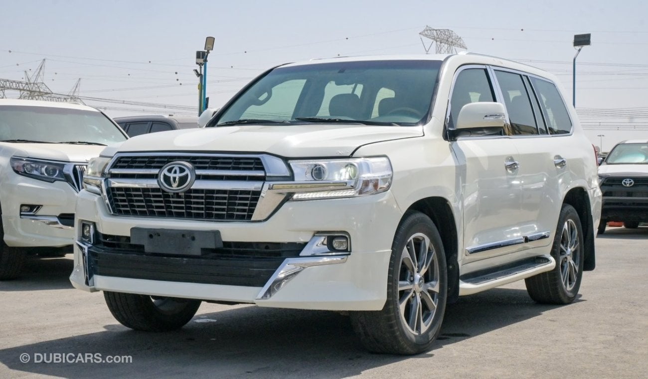 تويوتا لاند كروزر TOYOTA LAND CRUISER GXR V8 FULL OPTION