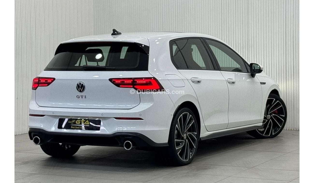 فولكس واجن جولف GTI P2 Full 2022 Volkswagen Golft GTI P2, 2026 VW Warranty, 2024 VW Service Pack, Full Options, Low Kms,