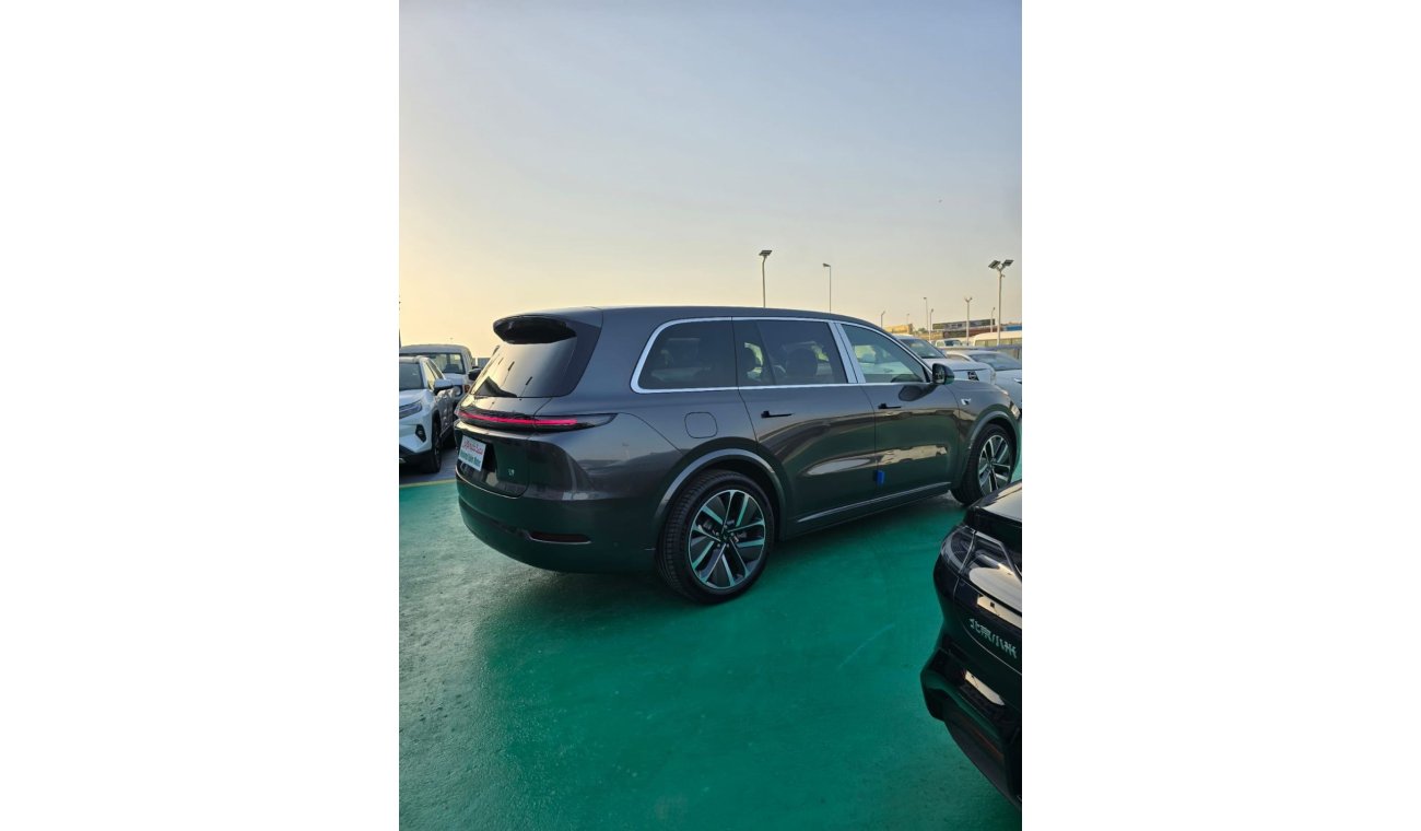 Li Auto L9 SUV LUXURY 2024