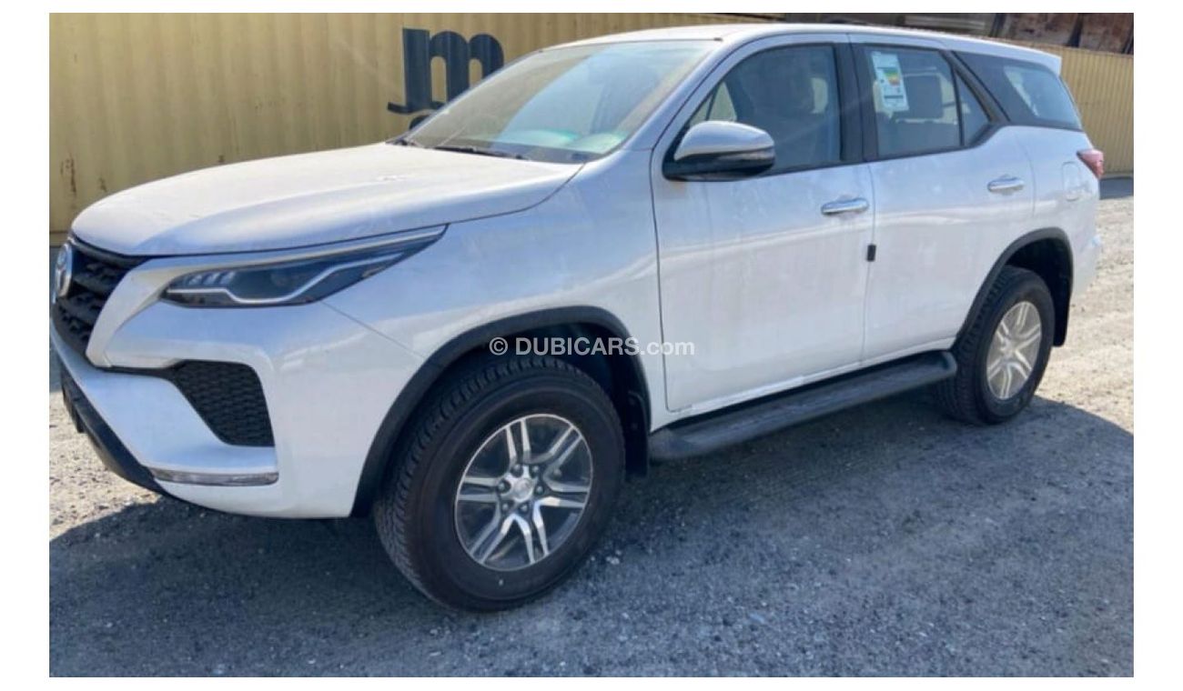 Toyota Fortuner 2023 FORTUNER 2.7L 4X4 GASOLINA MANUAL A/C