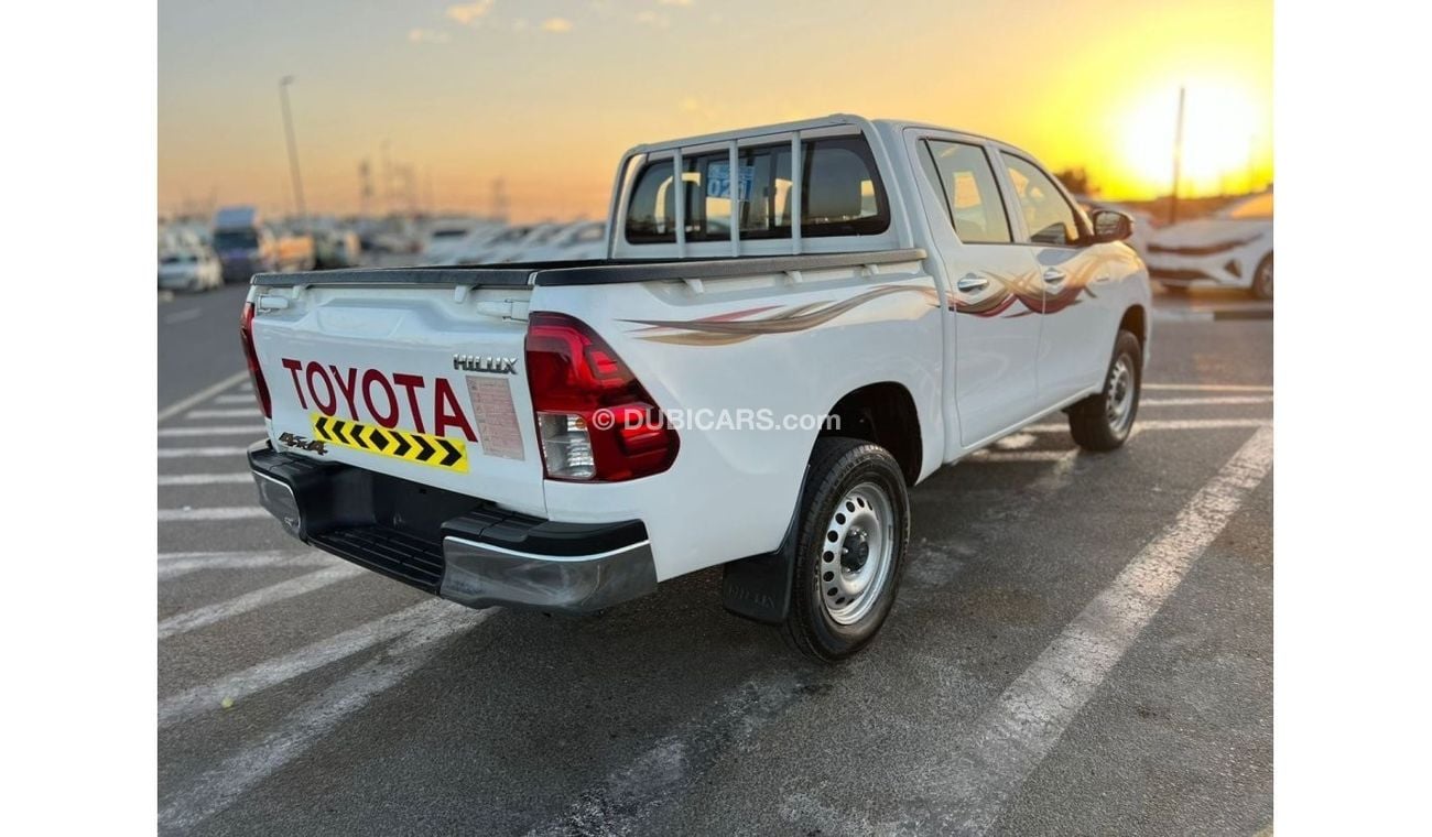 تويوتا هيلوكس 2021 TOYOTA HILUX 2.8L V4  Gcc*DIESEL* MANUAL TRANSMISSION  +POWER WINDOW + 4X4  - DOUBLE CABIN